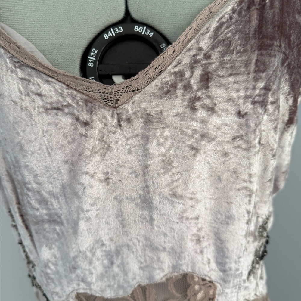 ANTHROPOLOGIE Let Me Be DARK TAN  Velvet Lace Beads Lace Slip Dress SIZE SMALL - Picture 5 of 10